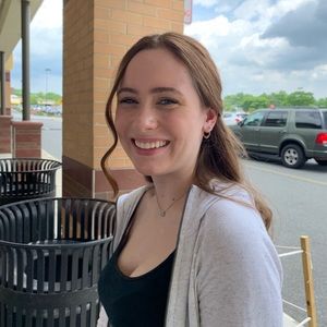 Meet your Posher, Alyssa